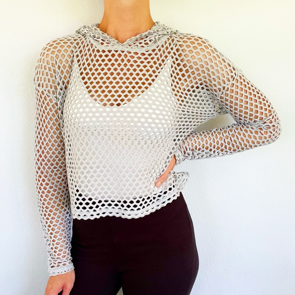 Forever 21 gray cut out mesh cropped beach hoodie size small